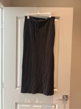 Zara Black Textured Midi Skirt with Drawstring Waist